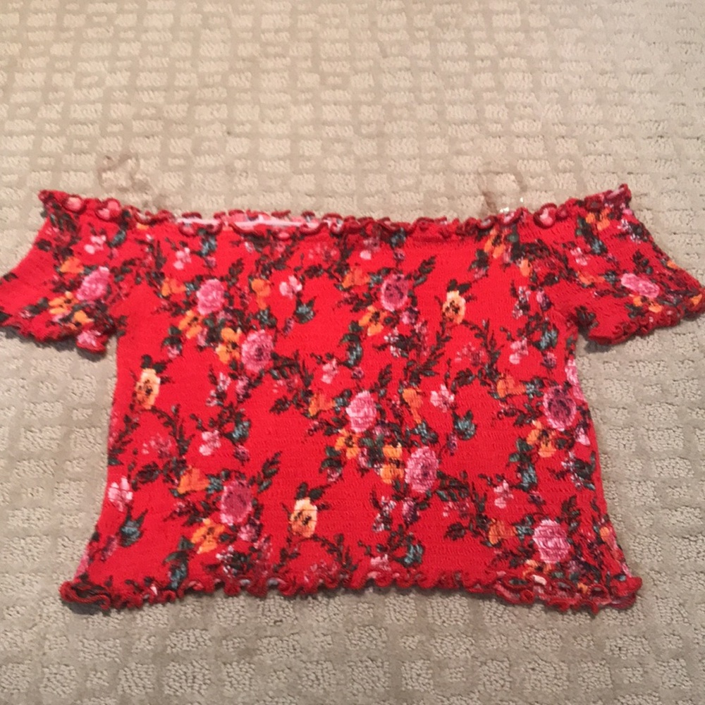 red off shoulder crop top